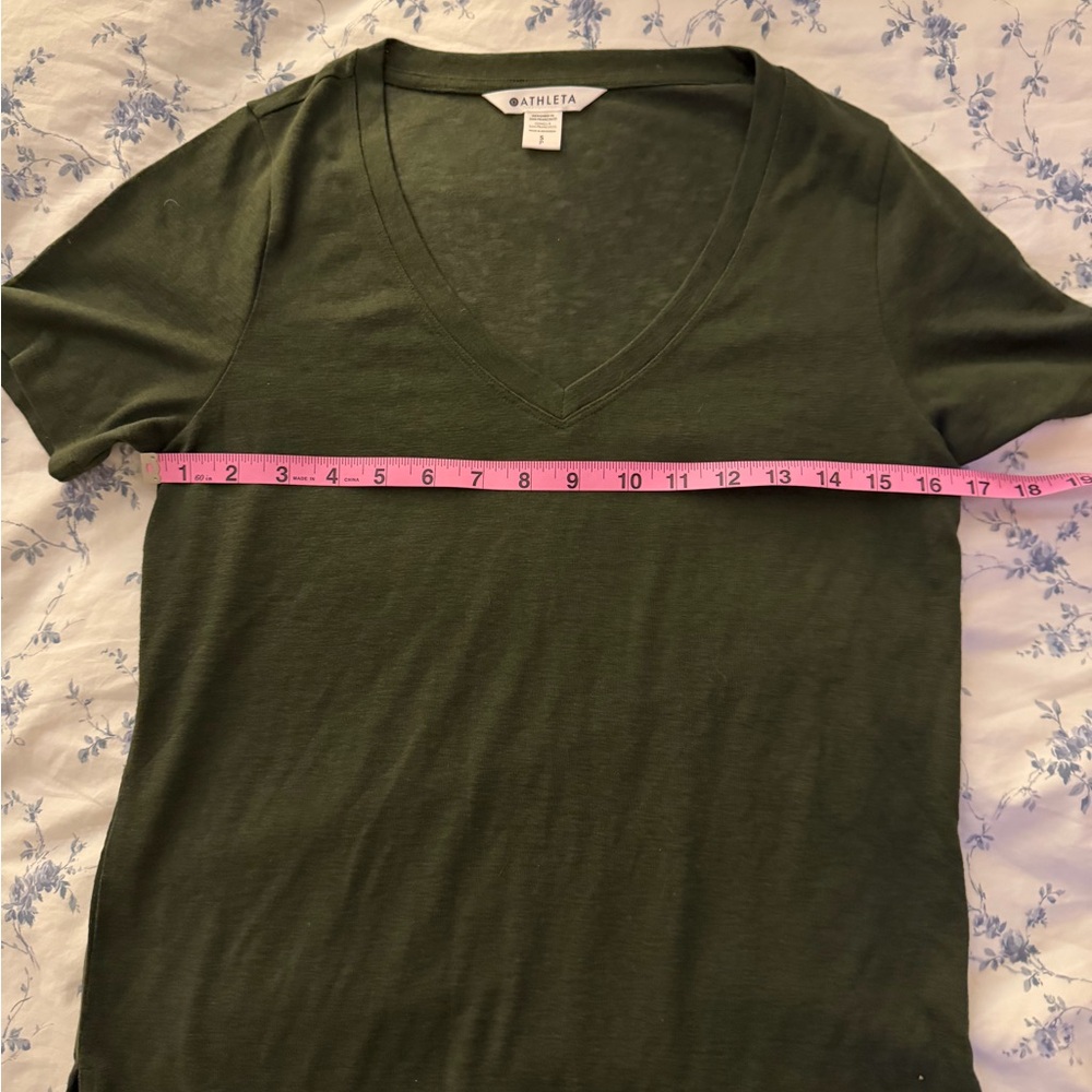 Athleta Olive V-Neck Tee in Deep Green